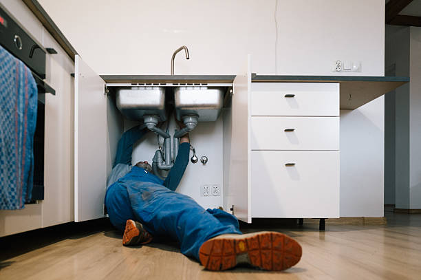 Professional Leak Detection technician working in Harrisburg, OH